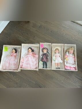 Vintage Porcelain Doll Lot - Pink, Maroon, White Outfits